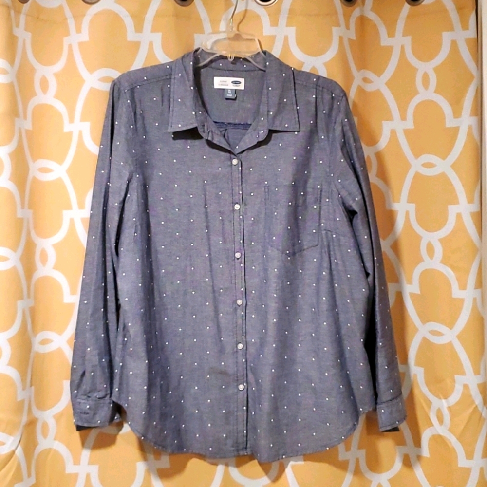 *Old Navy* polka dot denim button down